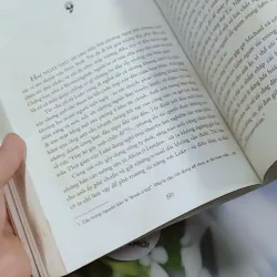 Tín Đồ Shopping Oanh Tạc Manhattan - Sophie Kinsella 744776