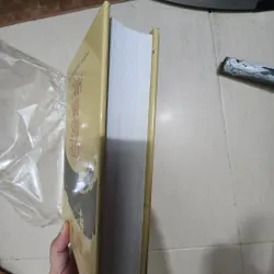 Sách Cành mai sân trước 715553