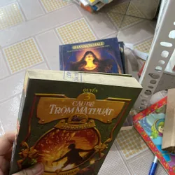 Cậu bé trộm ma thuật quyển 3 736328