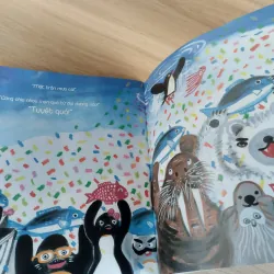 sách Ehon Nhật Bản có tên Dodge, Chú Chim Cánh Cụt Thích Trượt Băng  1031836