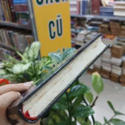 MỐI TÌNH ĐẦU - TRUYỆN NGẮN TÌNH YÊU THẾ GIỚI (BÌA CỨNG) 1037947