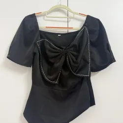 Áo sơ mi kiểu cổ vuông nơ ngực sz M 