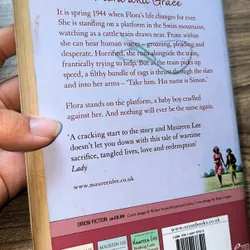 Maureen Lee - FLORA AND GRACE (preloved book) 726595