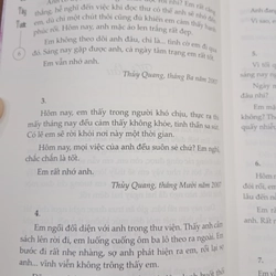 Em đứng trên cầu ngắm phong cảnh Người đứng trên lầu lại ngắm em 332777