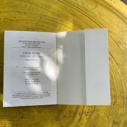 CHÂN DUNG VĂN HỌC VIỆT NAM Tiểu luận- Phê bình - NGUYÊN AN 958026