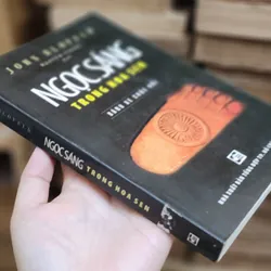 NGỌC SÁNG TRONG HOA SEN - John Blofeđ (Nguyên Phong dịch) 740170