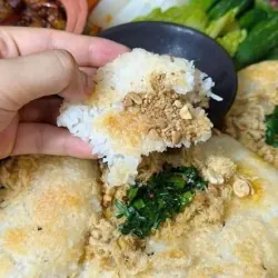 NỒI CƠM ĐIỆN LÒNG GỐM UNIE URC815 – 1,5L 792926