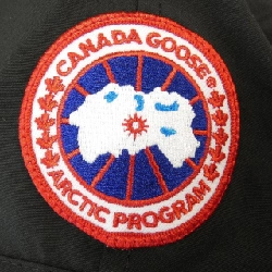 Áo khoác lông vũ CANADA GOOSE 2050W 631740