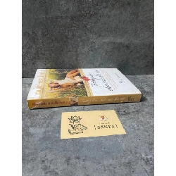 Trường học cho các bà vợ- Magdalena Witkiewicz- sách lưu kho còn seal có ố 788761