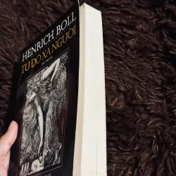 Từ độ xa người 1029824