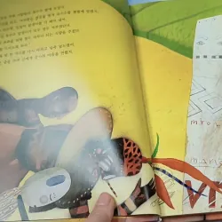 [Tặng nẹp góc] Truyện thiếu nhi Hàn Quốc: Moyamo Anu 60 -  모야모 아누와: 하늘에서 뚝 떨어진 영웅 732067