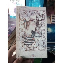 (Sách cũ SCGR) Gió trong nhà - Hưng Trần 2015 VAVO-A0 Blogmeo090426