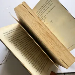Bán sách cũ - Ông trăm tuổi trèo qua cửa sổ và biến mất - Jonas Jonasson 565130
