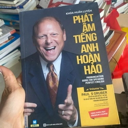 Đủ loại sách ạ .  478976