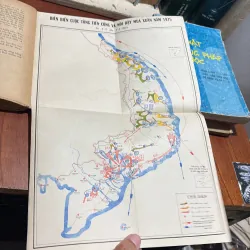 II Sách Lịch Sử: Đại Thắng Mùa Xuân - Đại Tướng Văn Tiến Dũng - 1977 1004988