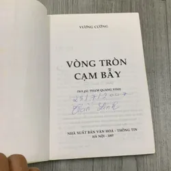 Vòng tròn cạm bẫy - vương cường. 6a3 733419
