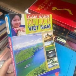 Sách Cẩm nang du lịch Việt Nam - Nhà xuất bản Hồng Đức