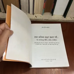 II Sách Phật Giáo: Khi Hồng Hạc Bay Về Và Những Điều Mầu Nhiệm - Huyền Diệu - 2008 589632