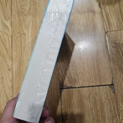 Cô gái để lại 408261