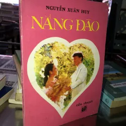 Nắng đào - Nguyễn Xuân Huy 