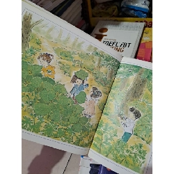 Truyện tranh tiếng hàn 4 cậu bé trong rừng mới 90% bìa cứng HCM0808 Sách ngoại văn 924770