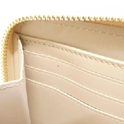 Ví Zippy Louis Vuitton Monogram LV Broderie Anglaise M82471 621474