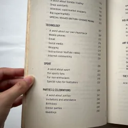 488 Rules for Life: The Thankless Art of Being Correct - Kitty Flanagan 1028874