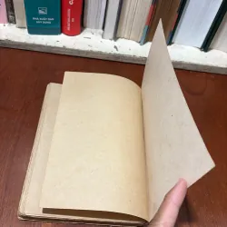 II Sách Xưa: Một Truyện Chép Ở Bệnh Viện (Văn Học Giải Phóng) - Bùi Đức Ái - 1976 750945