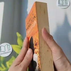 [MIỄN PHÍ BỌC SÁCH] A Shiver of Light - Laurell K. Hamilton 1027193