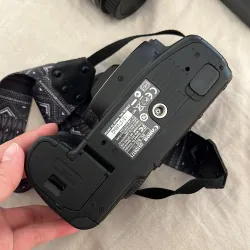 Máy ảnh canon 40D kèm 2 len 18-55 28-80 sử dụng tốt 998505