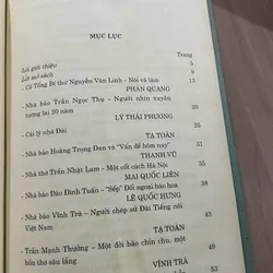 ĐÀI TIẾNG NÓI VIỆT NAM KÝ ỨC NGƯỜI VÀ NGHỀ 2 tập, bìa cứng 713076