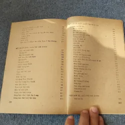 THƠ VĂN Á NAM TRẦN TUẤN KHẢI 727186