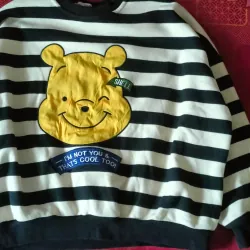 Áo nỉ kẻ hoạ tiết thêu nổi  791963