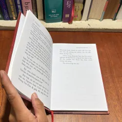 [Sách Bìa Cứng] - II Thơ: Bắt Đầu Từ Đôi Mắt - Đoàn Bổng - 2023 927716