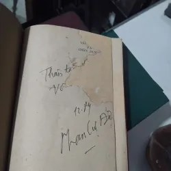 Tác phẩm và chân dung của GS Phan Cự Đệ  934413