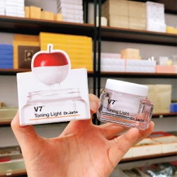 Kem dưỡng da V7 Hàn quốc chính hãng pass rẻ tone trắng hồng