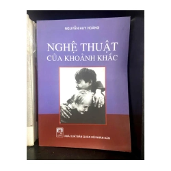 Nghệ thuật của khoảnh khắc - Nguyễn Huy Hoàng