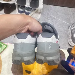 Giầy on running 973202