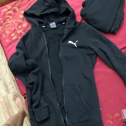 Bộ quần áo thể thao Puma logo màu đen size XS