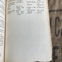 Tiếng Nga quyển 1 - sách đọc thêm  1013353