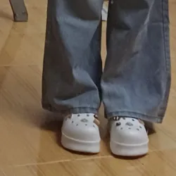 DÉP NỮ KÍN MŨI HỌA TIẾT GẤU - TRẮNG ĐEN 785201