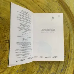 FANTASTIC BEASTS AND WHERE TO FIND THEM NEWT SCAMANDER - J.K. ROWLING 1030245