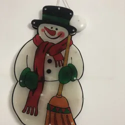 Cây thông và ông già tuyết 