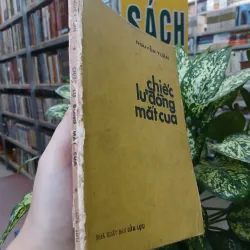 CHIẾC LƯ ĐỒNG MẮT CUA - NGUYỄN TUÂN 757719