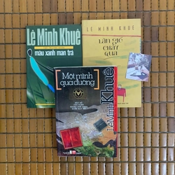 Lê Minh Khuê Một mình qua đường Màu xanh man trá Làn gió chảy qua