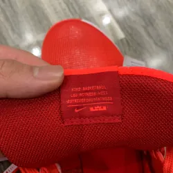 Giày thể thao Nike React Phantom Run Flyknit đỏ size 42 mới 90% 797101