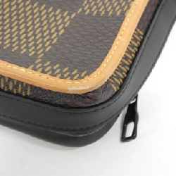 Túi đeo vai Louis Vuitton Damier Giant (LV Squared) Messenger Amazon N40357 612923