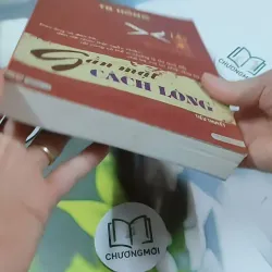 Gần Mặt Cách Lòng - Tạ Hồng 744733