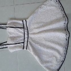 Đầm ren 2 dây, màu trắng - mút ngực, size S 19690