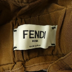 Quần short FENDI - Hàng hiệu Authentic 655317